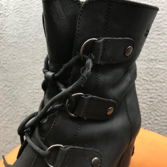 SOREL JOAN OF ARCTIC  BLACK LEATHER HIDDEN WEDGE HEEL ANKLE BOOTS 8.5 - Picture 10 of 16